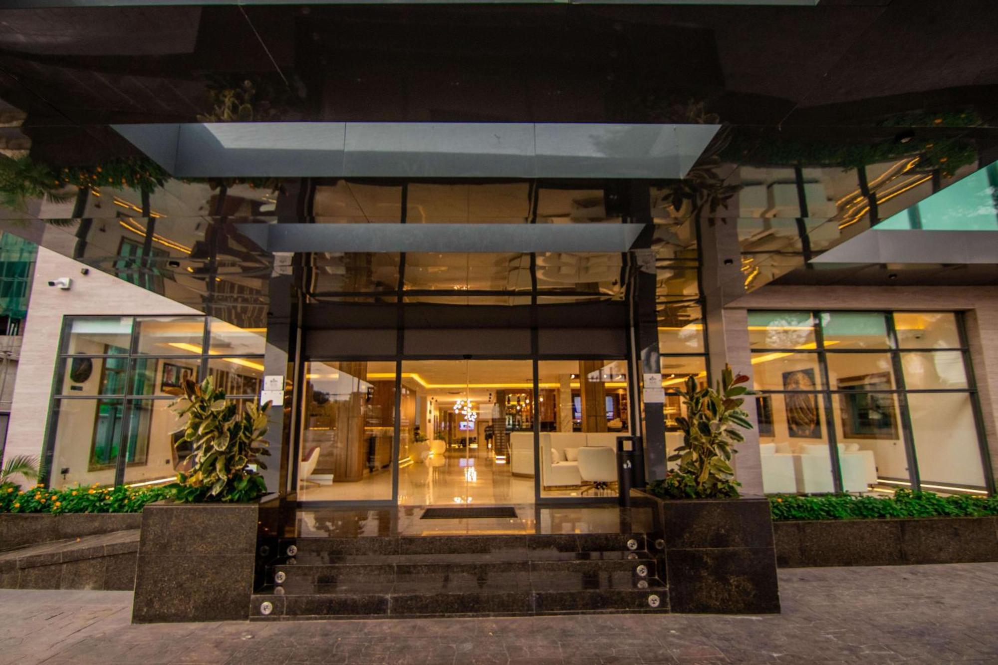 The Safron Hotel لاغوس المظهر الخارجي الصورة