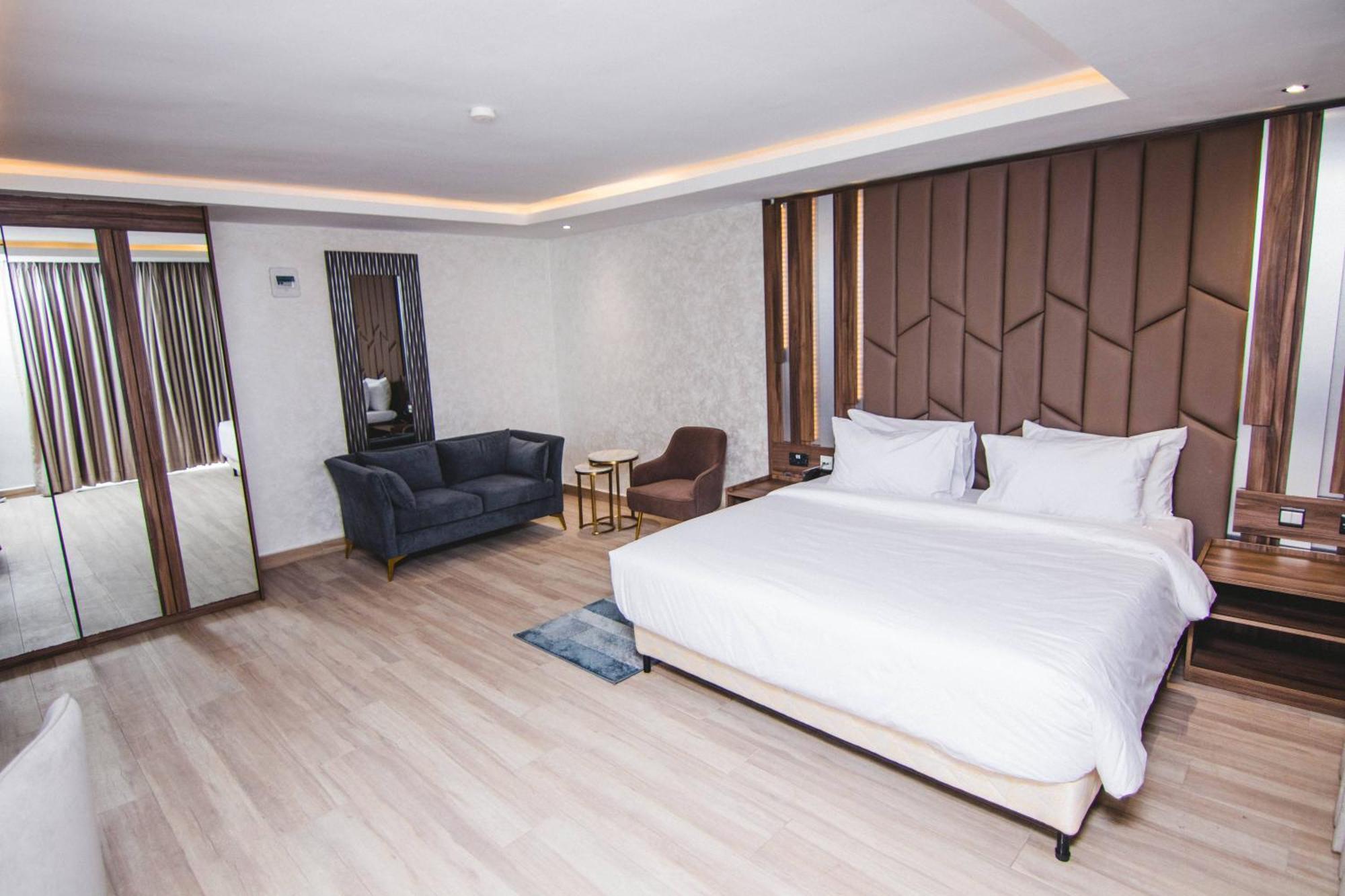 The Safron Hotel لاغوس المظهر الخارجي الصورة